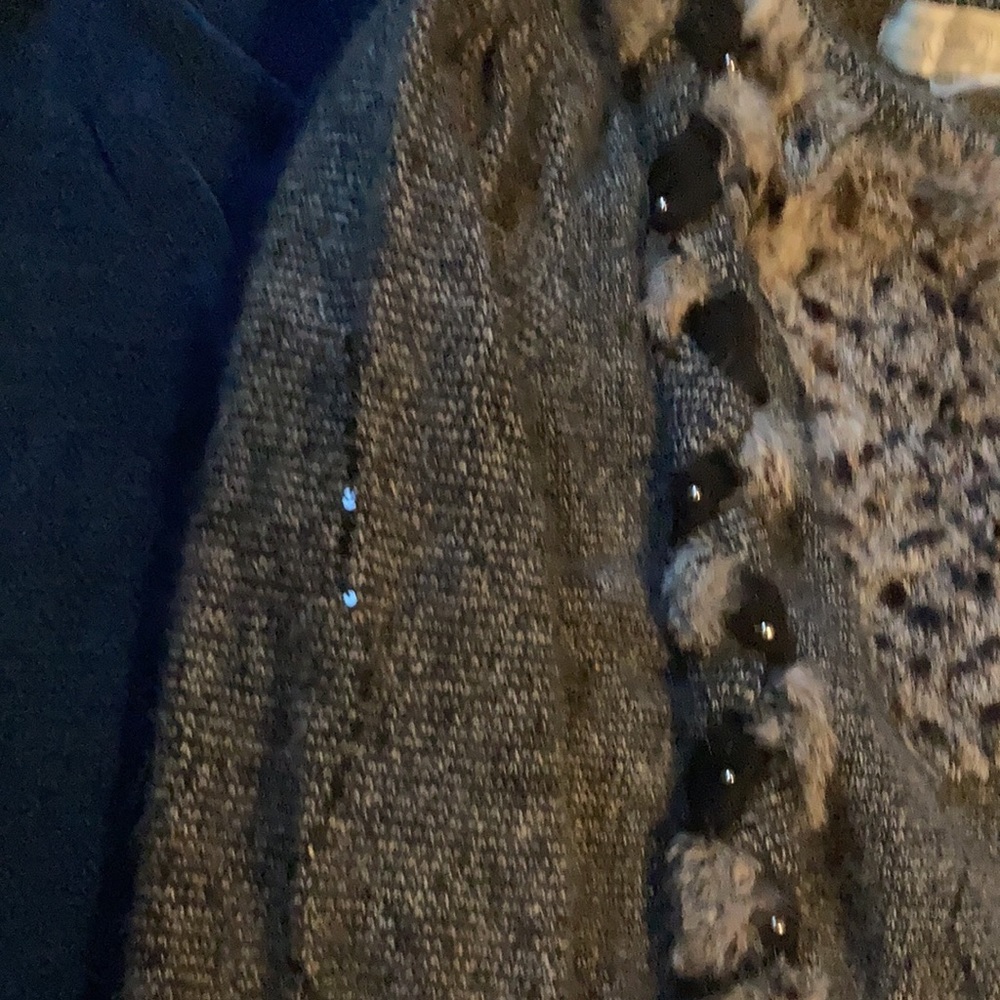Sweater - Picture 4 of 5